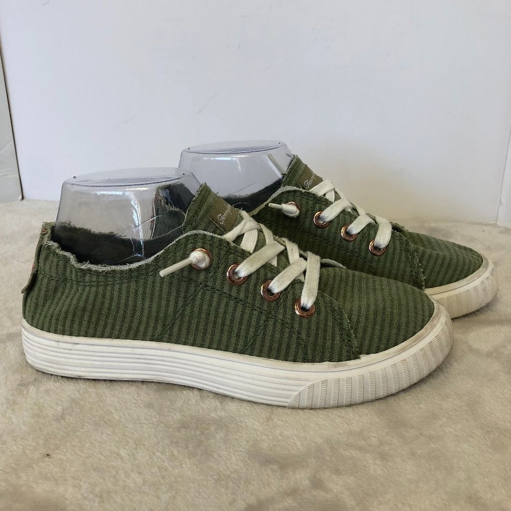 Tommy Bahama Olive Slip On Beach Canvas Sneaker Shoes Memory Foam Size 6.5